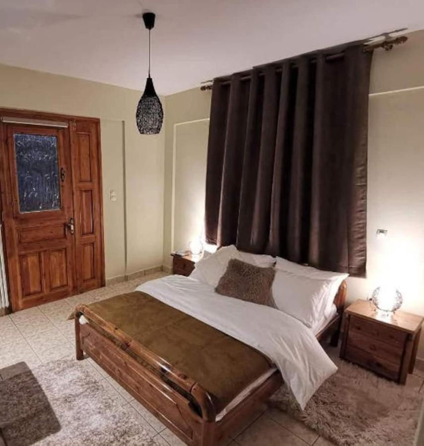 Keramidaki Mini Suites 4 Калаврита Экстерьер фото